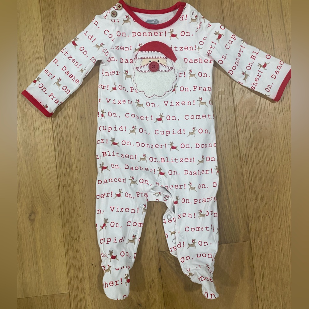 Mud Pie Christmas Santa and reindeer footie size baby 3-6m EUC. Soft & stretchy